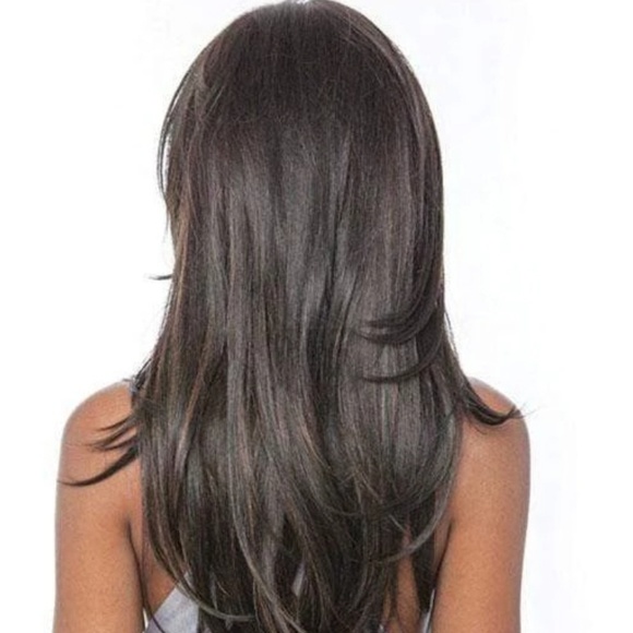 Frontal Wig - Picture 2 of 4